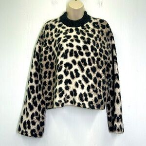H&M - Creme And Gray Cheetah Print Long Sleeve Soft Comfortable Sweater Size XS